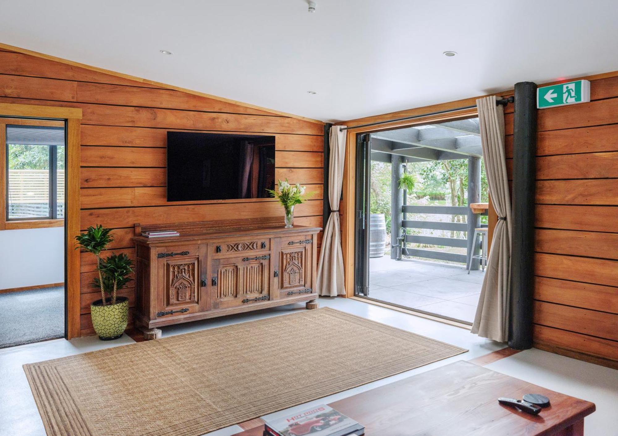 Black Cottage Boutique Acommodation Havelock North Ngoại thất bức ảnh